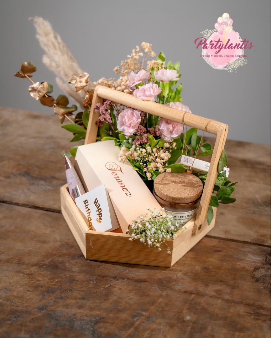 Because she deserves the world, wrapped in a hamper! ✨🎀
Surprise her special day with a thoughtfully curated Birthday Hamper for Her – filled with love, pretty details, and all things that make her smile. 💐🎂🎁
💌 Perfect for: birthdays, besties, sisters, girlfriends, moms – anyone who makes life beautiful. 💗
#BirthdayHamper #GiftForHer #Partylantis #BirthdaySurprise #GiftingMadeEasy #HamperLove #CelebrateHer #BirthdayVibes #CuratedWithLove